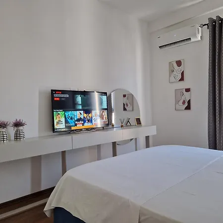 Apartamento Red & White Palace *