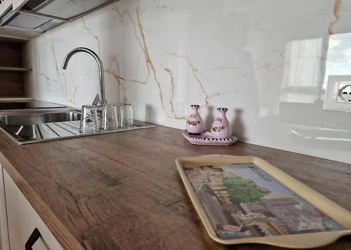 Apartamento Red & White Palace *