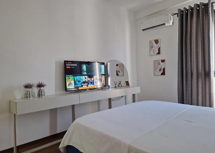 Apartamento Red & White Palace *