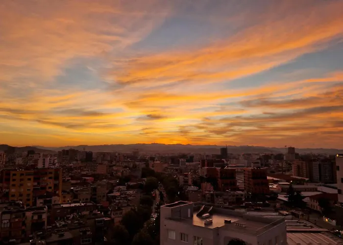 Red & White Palace Apartamento *