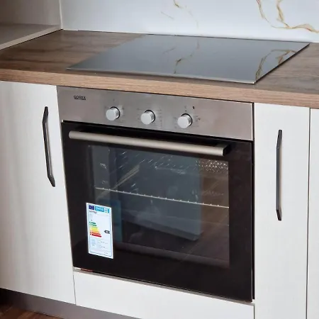 公寓 Red & White Palace *