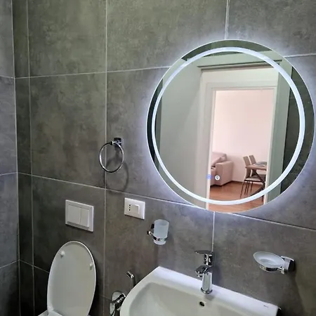 Red & White Palace Apartment Tirana