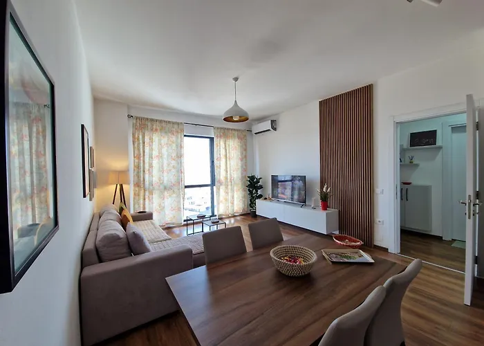 Red & White Palace * Tirana